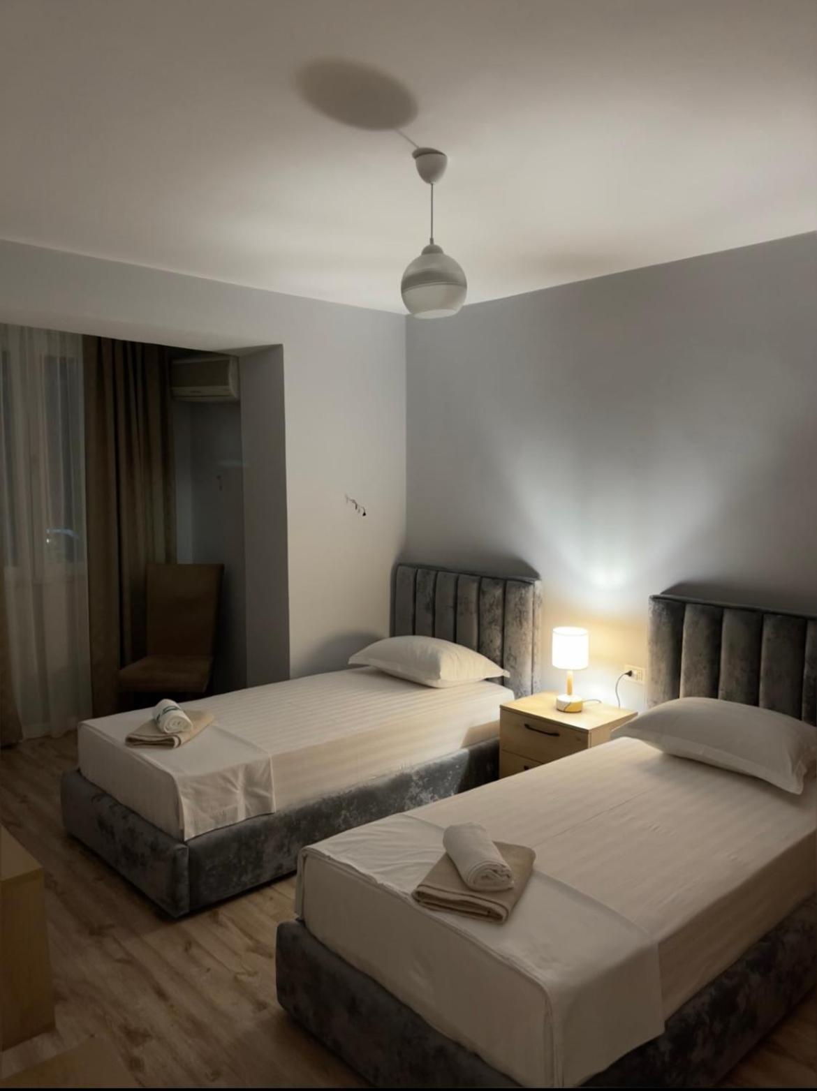 Theranda Appartement *